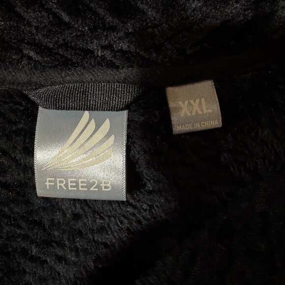 Free2B - Fuzzy Full Zip Up - Black - Women's XXL - Picture 3 of 3